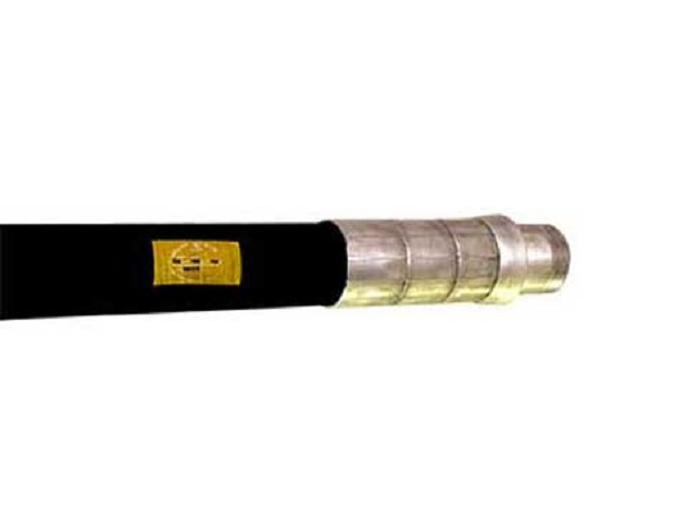 船用石油軟管：浮油回收與耐海水耐油秘訣